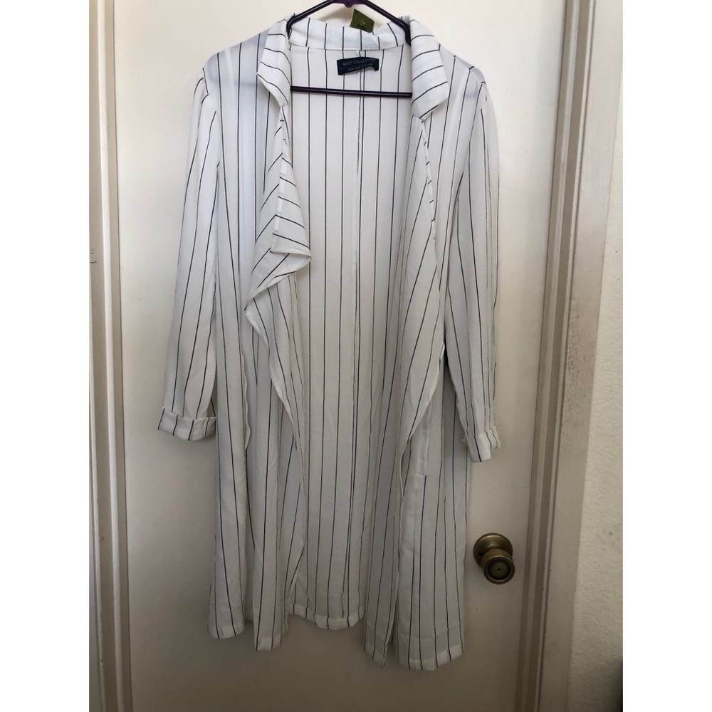 Trench coat style cover up (lightweight material)